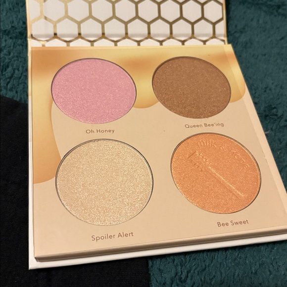 Beauty Bakerie Milk & Honey Highlighting Palette highlighter brand new - Picture 4 of 5